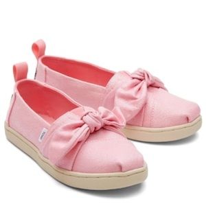 TOMS Toddler Girls' Alpargata Shoes with Bows, Carnation Pink w/ Sparkle,‎ 5T